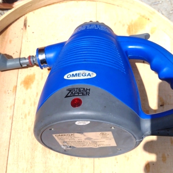 Clothes Steamer Cleaner - Picture 1 of 2